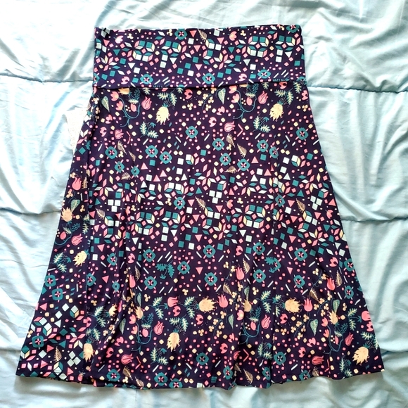 NWT LuLaRoe Azure Wide Waistband Skirt Size L - Picture 1 of 7